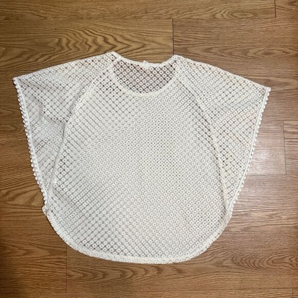 AriZona Jeans Co Cream Open Weave Crochet
Flowy Top poncho Blouse Size XL - Picture 4 of 5